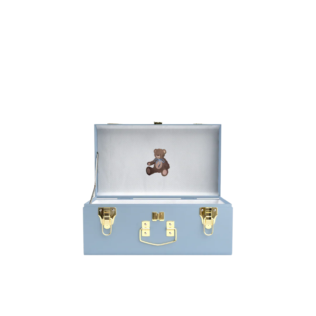 Bear Hugs Trunk - Image 19