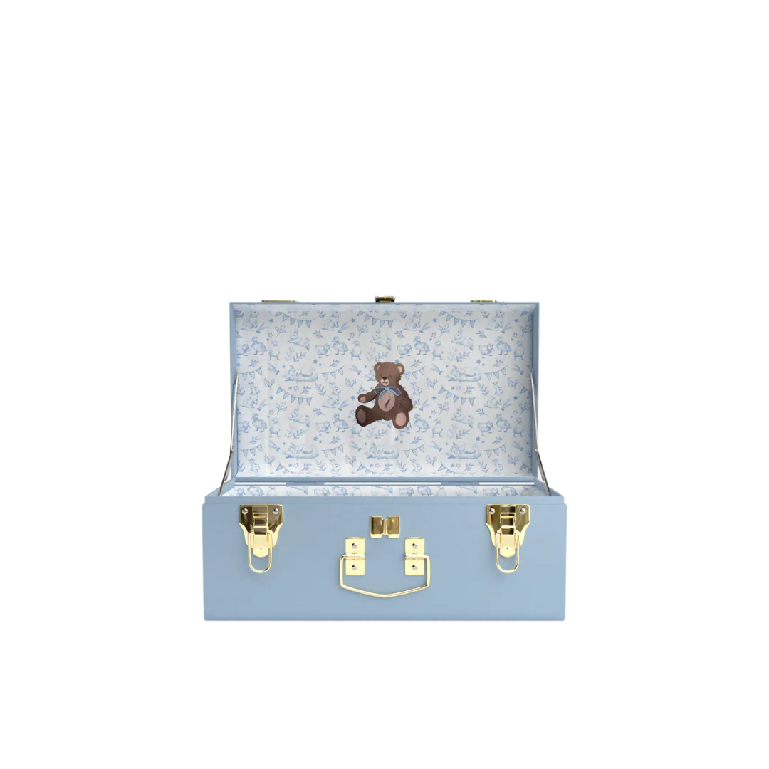 Bear Hugs Trunk - Image 20