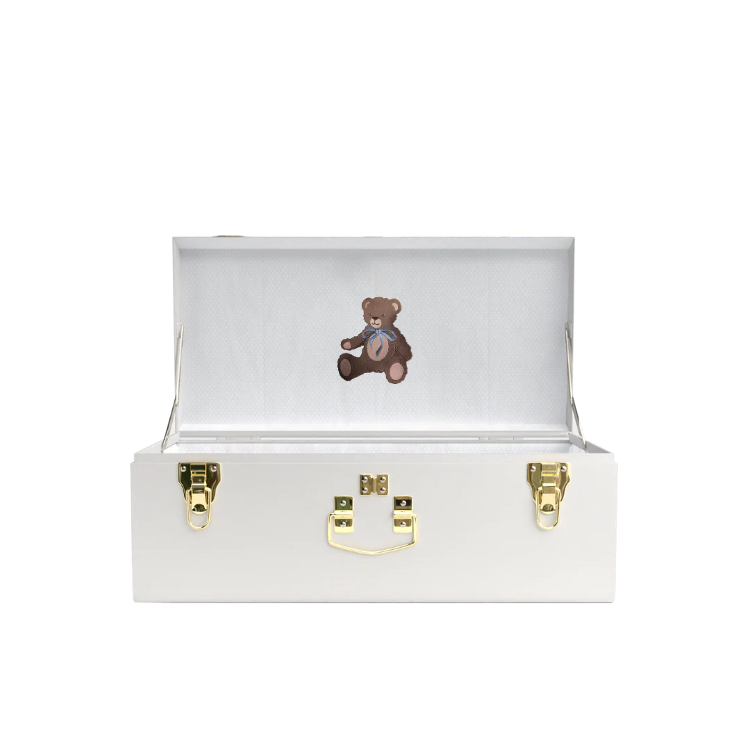 Bear Hugs Trunk - Image 3