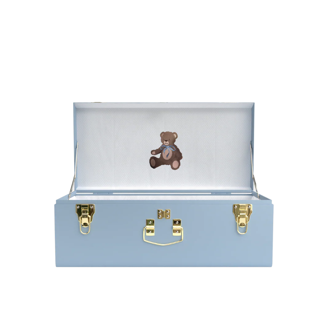 Bear Hugs Trunk - Image 7