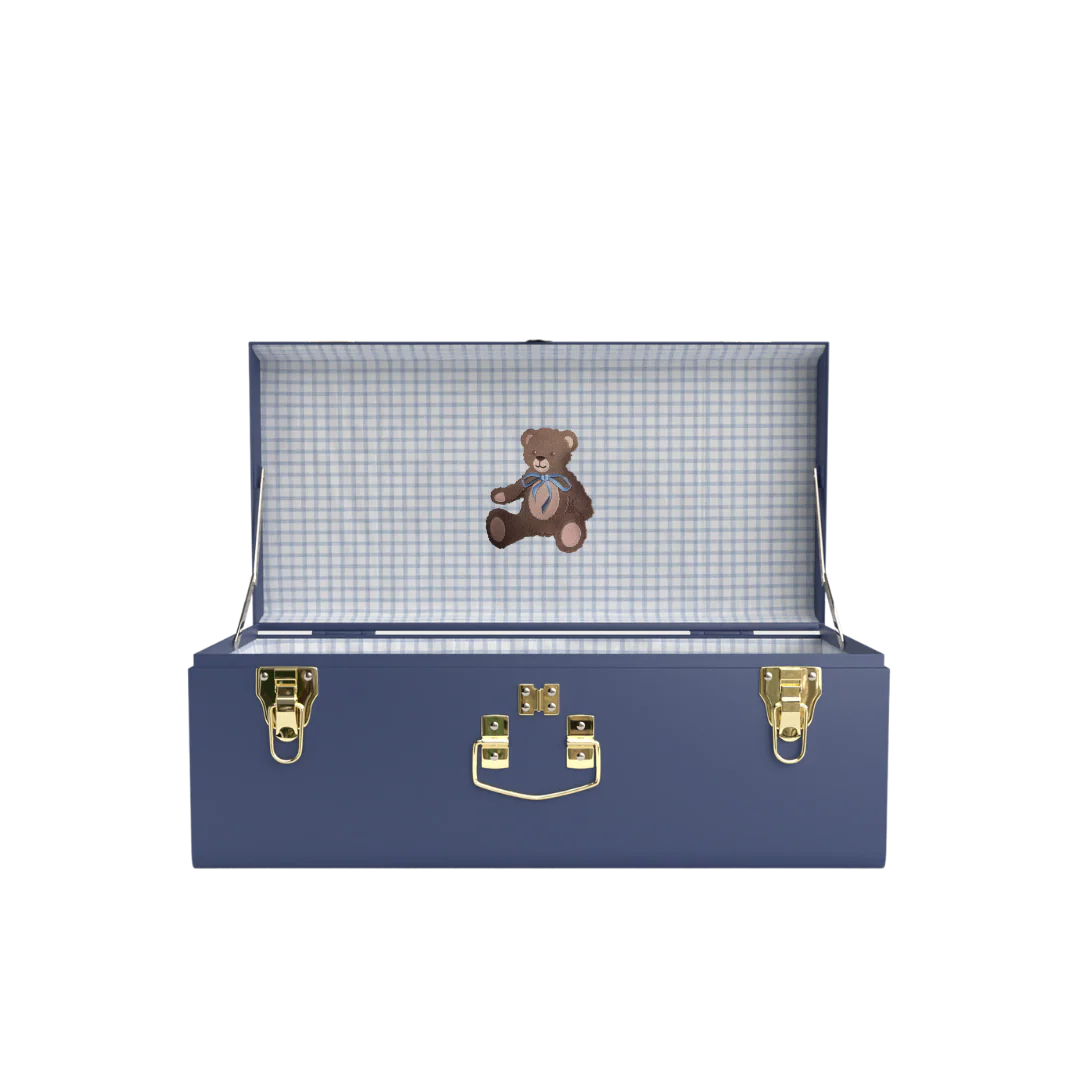 Bear Hugs Trunk - Image 9