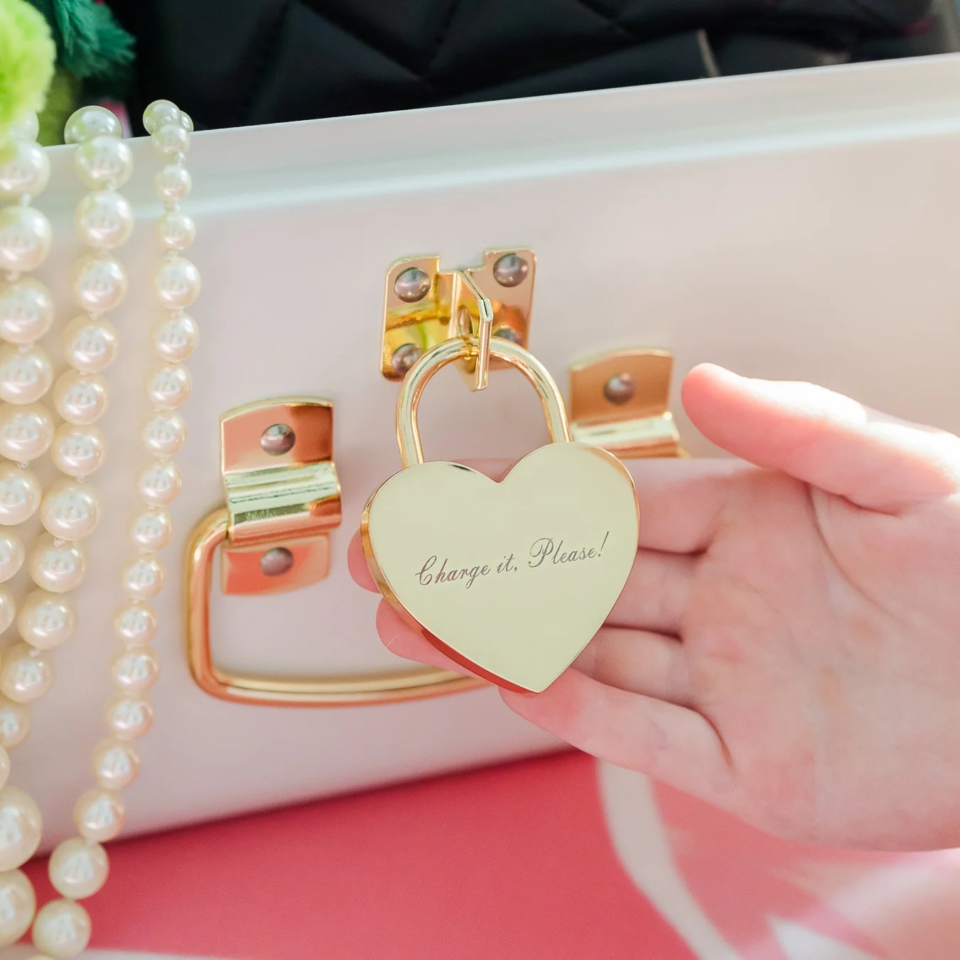 Eloise x Petite Keep Petite Trunk - Image 6