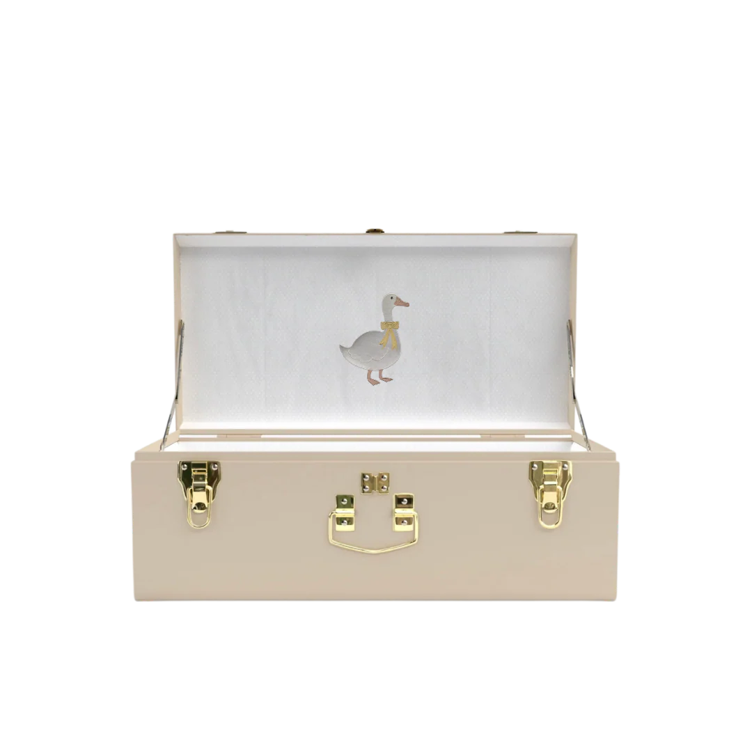 Silly Goose Trunk - Image 3