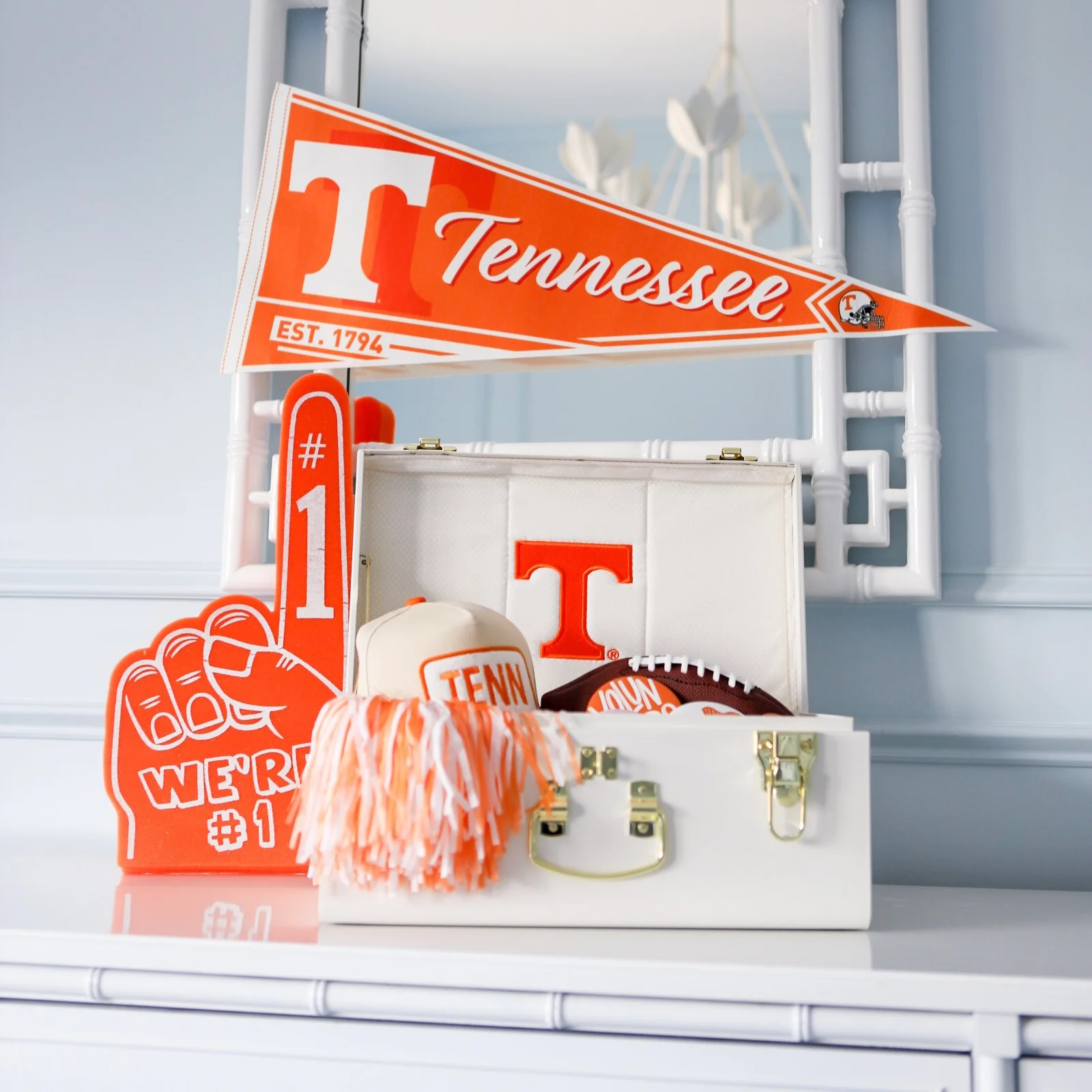 University of Tennessee® Trunk - Image 3